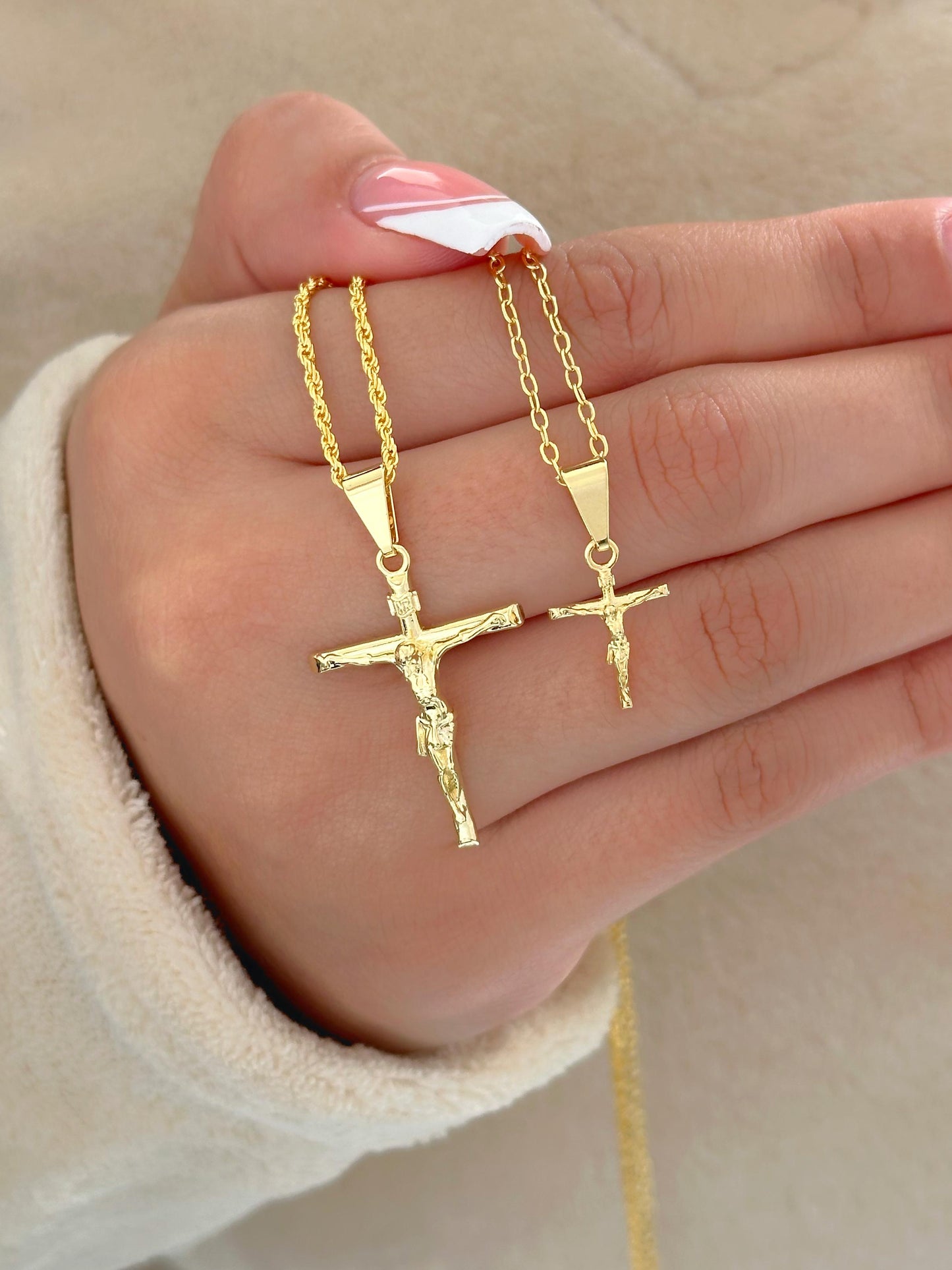 Dije Cristo Inri Mediano