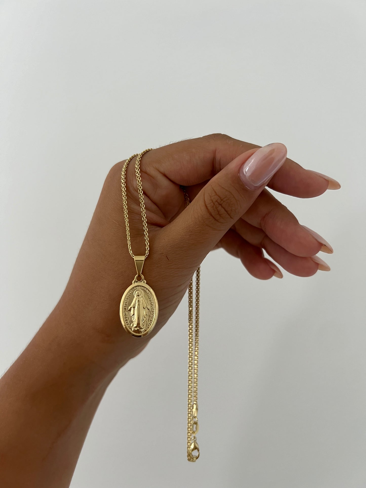 Combo Cadena tejido chino + Medalla virgen Milagrosa