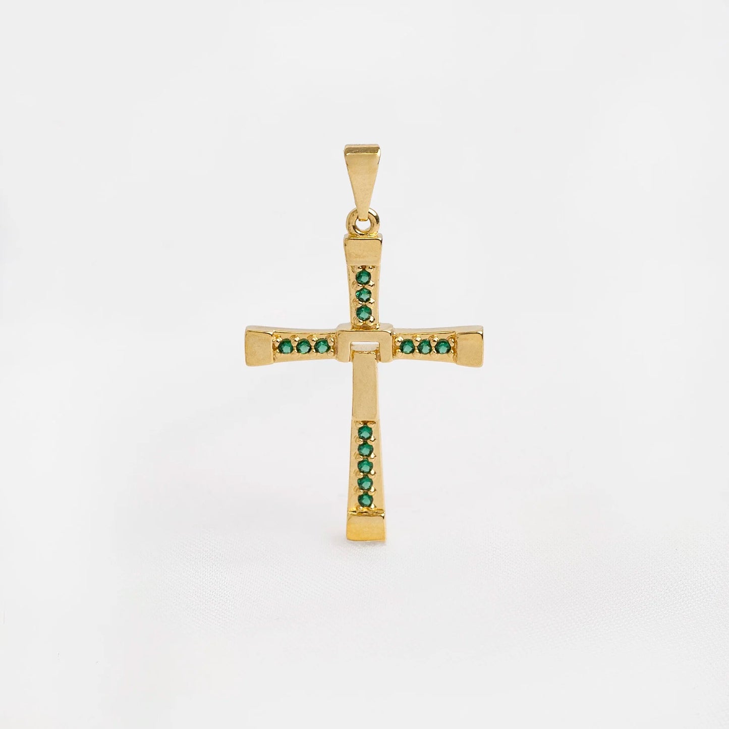 Dije Cruz Toretto 3.1 Cms Verde