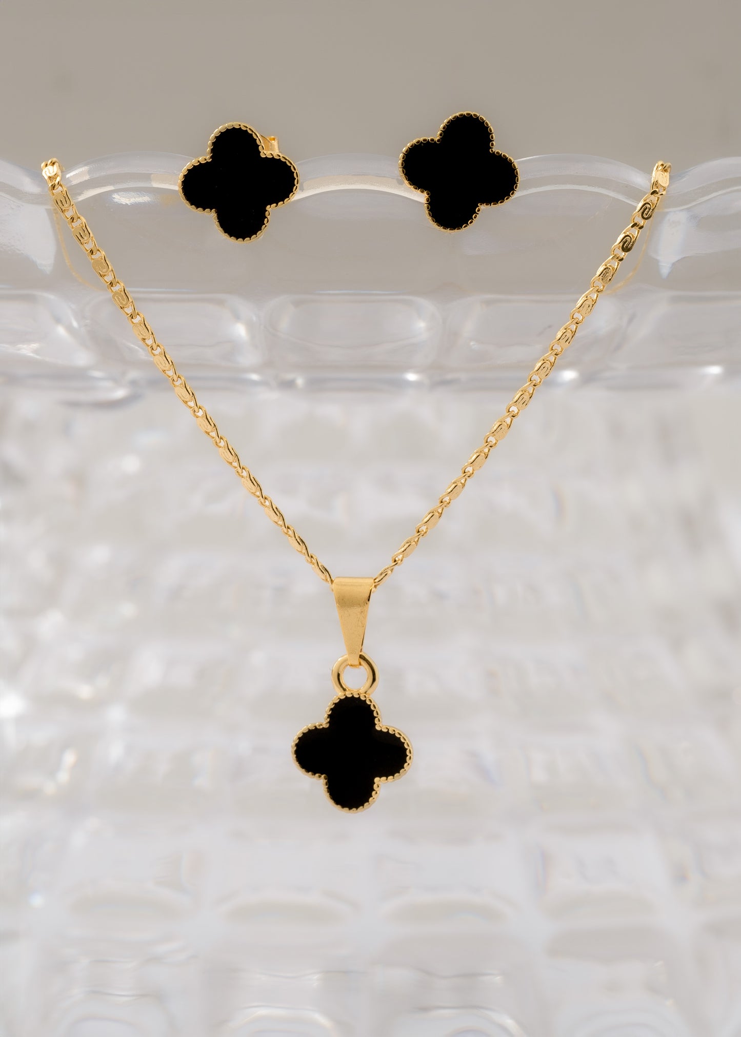 Conjunto Clover Negro 1 Cm
